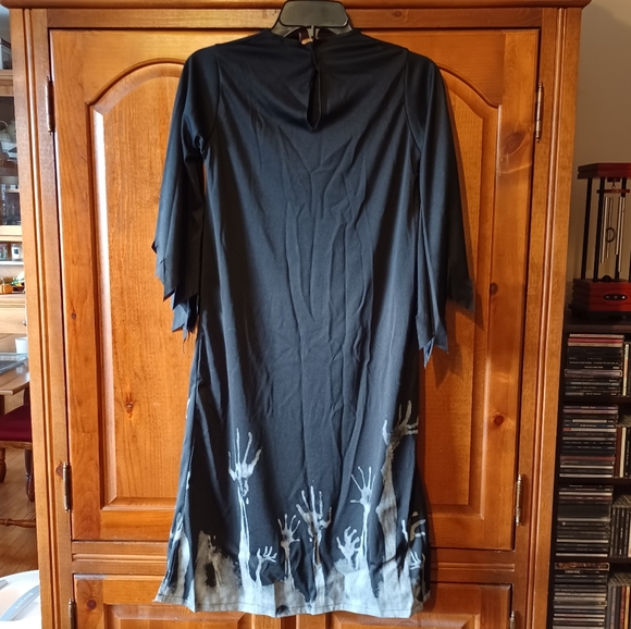 Child's Reaper Costume (Medium/8-10) - Picture 3 of 10